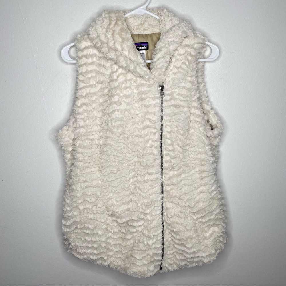 Patagonia Pelage Cream Vest